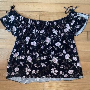 American Eagle Soft and Sexy tied shoulder tee